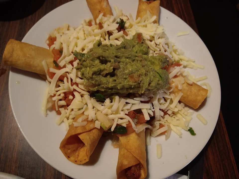 Taquitos 4 Taquitos